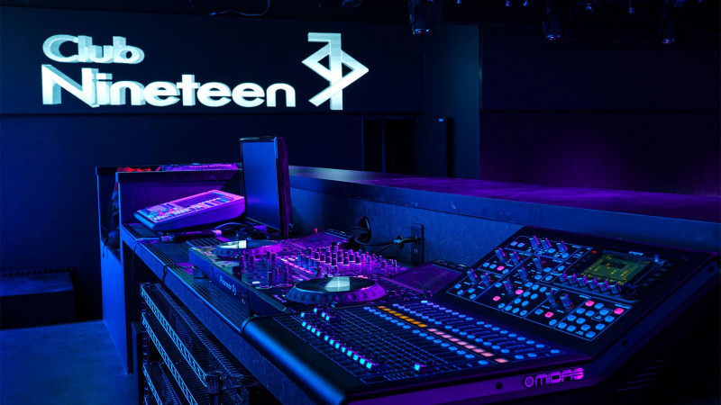 Club Nineteen-image2