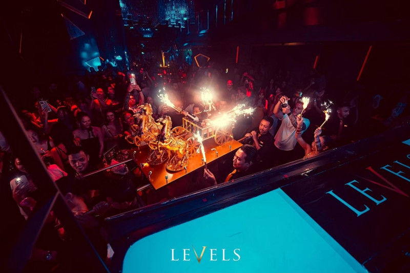 LEVELS Club-image3