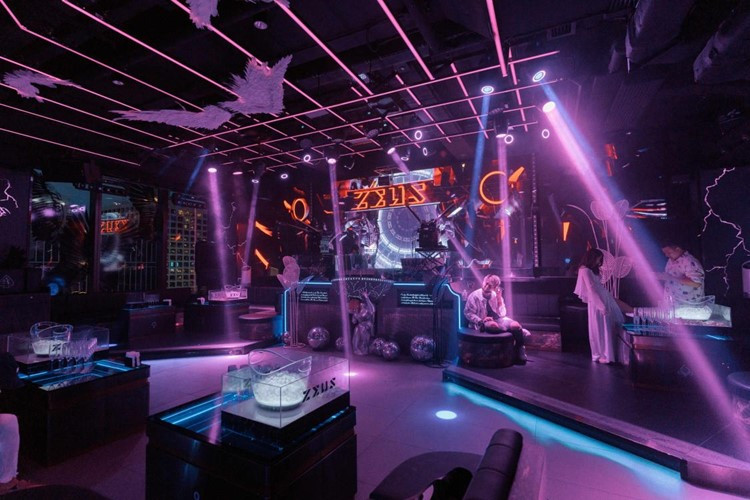 SPACE CLUB-image5