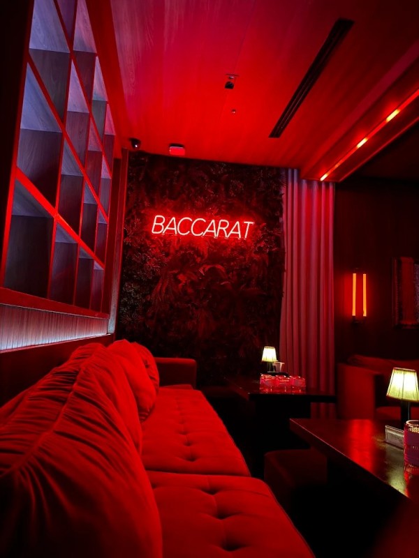 BACCARAT-image1
