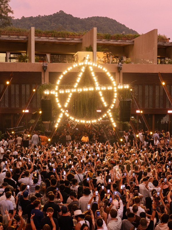 Café Del Mar Beach Club Phuket-image2