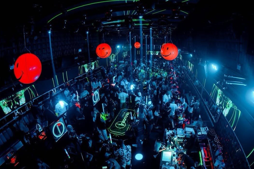 Club Insomnia-image3