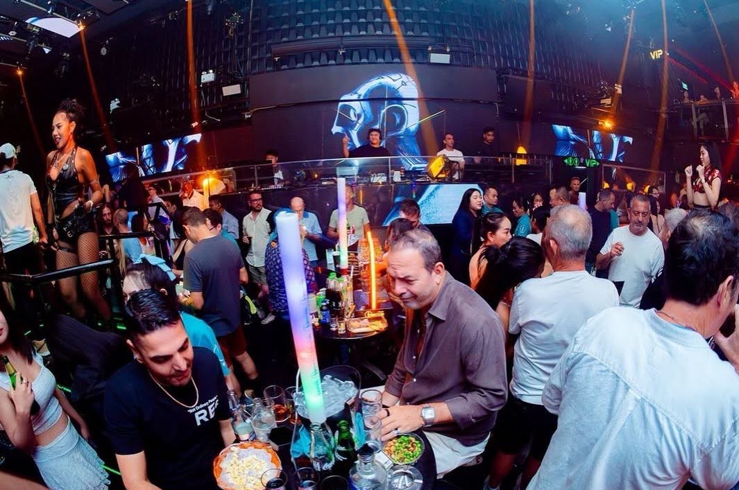 Club Insomnia-image5